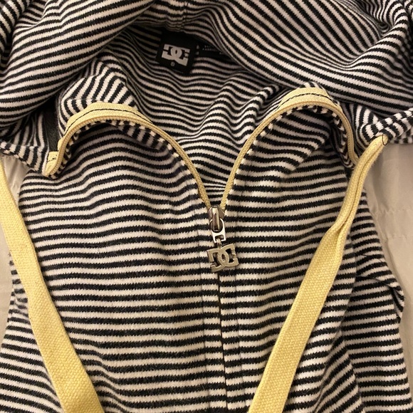 DC hoodie - Picture 11 of 11